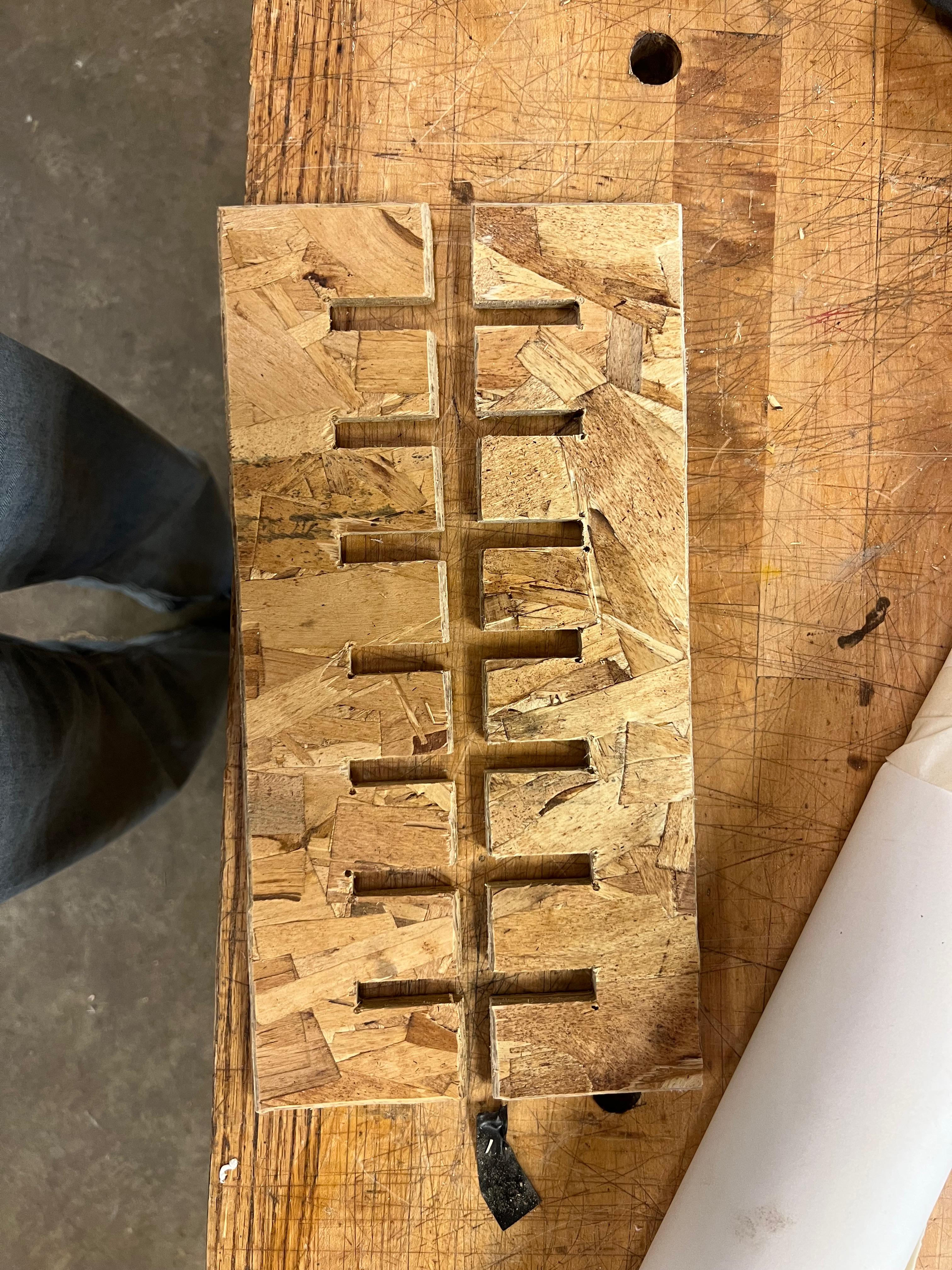 Comb joint test cut for slot fit